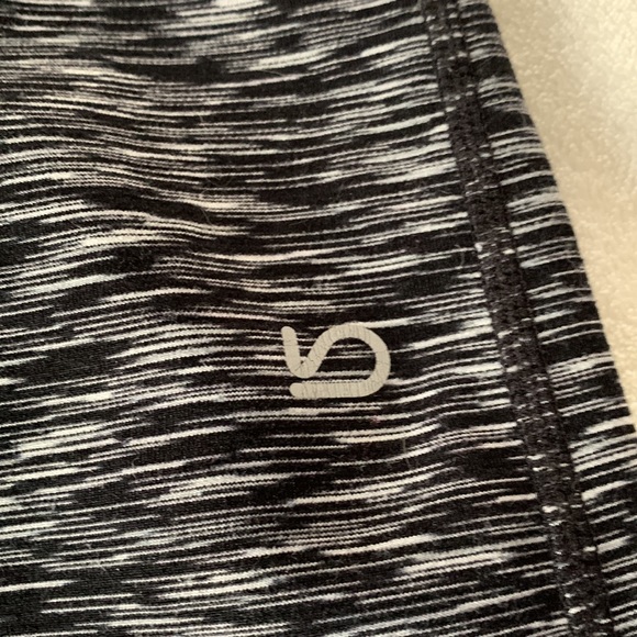 GapFit Blackout Space Dye Leggings - Picture 3 of 7